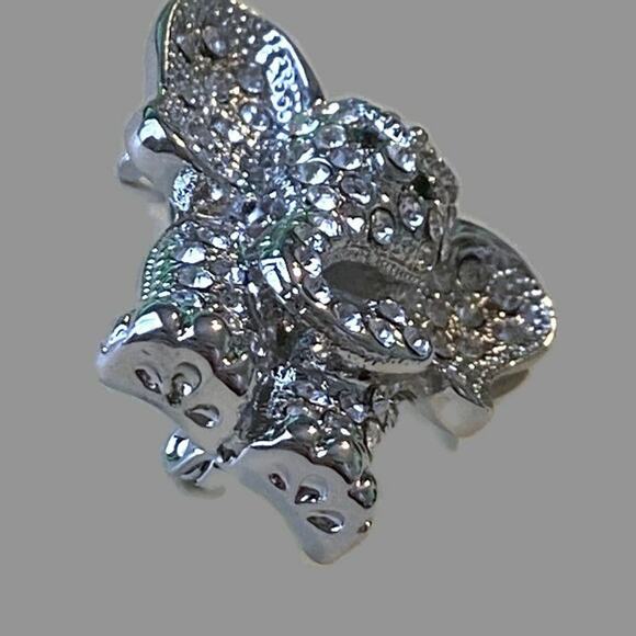Elephant Brooch Asian Inspired Safari Encrusted Shimmer Pin Circus Novelty - Picture 4 of 7